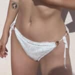 Braga bikini de crochet blanca